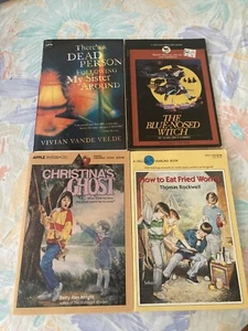 Lot of 4 young teen books:There's a Dead Person Following My Sister Around - Imagen 1 de 6