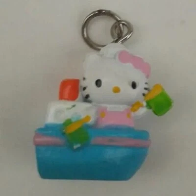 Pendentif Hello kitty Mini FIGURINE Bateau bleu  - Photo 1/4