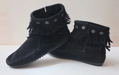 Nuevo botín negro Minetonka para mujer con doble flecos y cremallera lateral, talla 9 Foto 1 de 4