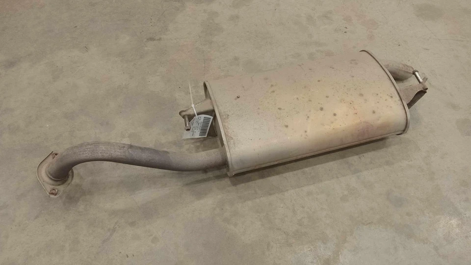 Silenciador de escape trasero Toyota Corolla 2009-2013 1,8 L genuino OEM 174300T050 Foto 1 de 4