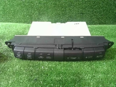 TOYOTA Mark II Blit 2002 A/C Control Panel 5590422050 [Used] [PA112115779] - Image 1 of 3