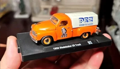 1/64 M2 Machines Drivers 1950 Studebaker 2R Truck Die-cast Car Model Collector - Image 1 of 4