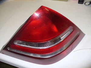 MERCEDEZ BENZ RIGHT TAIL LIGHT 98-2000 SLK230-SLSK320 ! - Bild 1 von 2