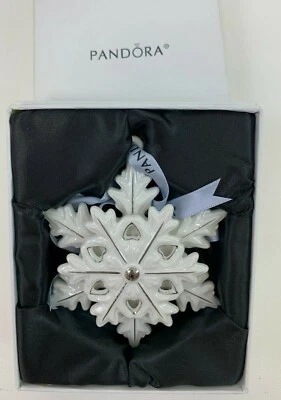 Pandora 2015 Limited Edition Christmas Holiday Ornament Porcelain Snowflake - Image 1 of 4