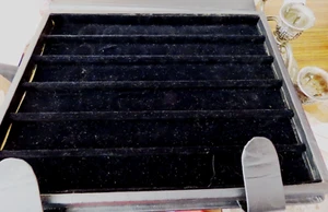 Caja para colgantes y collares- negro terciopelo negro, elegante - 6 filas - Imagen 1 de 3