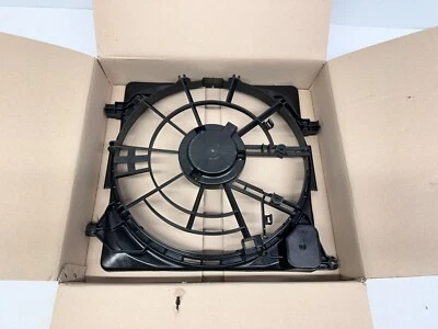 New 2017-2022 Kia Sportage Radiator Cooling Fan Shroud 25350D3100 OEM 17 18 19 - Image 1 of 4