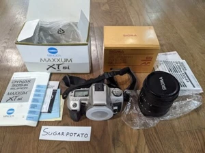 Minolta Maxxum XTsi Film Camera Sigma Zoom 28-200mm f3.8-5.6 Lens Filters LOT - Picture 1 of 8