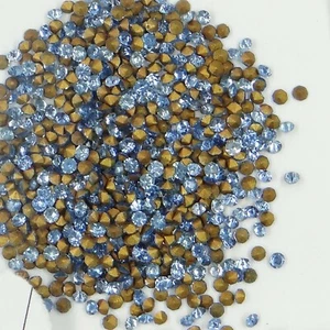 217 25 *** 50 alte Strasssteine (60er Jahre) konischer Boden 2,5 mm HELLSAPHIRBLAU - Bild 1 von 2