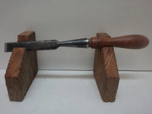 Antique Rare Pine Knot 5/8" Wood Chisel Made In USA Cleaned and Sharpened - Picture 1 of 10