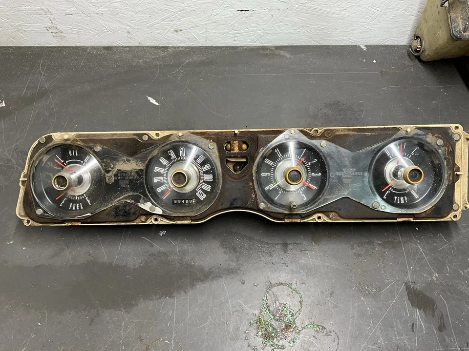Reloj Ford Thunderbird 1968-1971 velocímetro calibre clúster C8SF-10K843 1969 1970 Foto 1 de 4