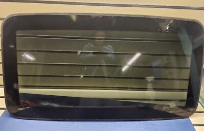 🔥2011-2014 Hyundai Sonata Sun Roof Sunroof Window Glass OEM - Image 1 of 4