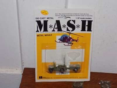 Vintage 1975 MASH Die Cast Metal 1/87 Scale Jeep Trailer on Card - Image 1 of 3