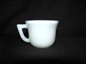 Tazza miniatura alta 2" in vetro da latte vintage - Foto 1 di 6
