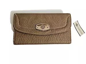 Wallet women Treviso size 7.5 x 4.5in color light Brown New - Picture 1 of 3