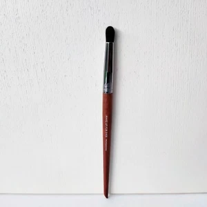MAKE UP FOR EVER Medium Blender Brush, #218 Wavy, Brand New! - Picture 1 of 4