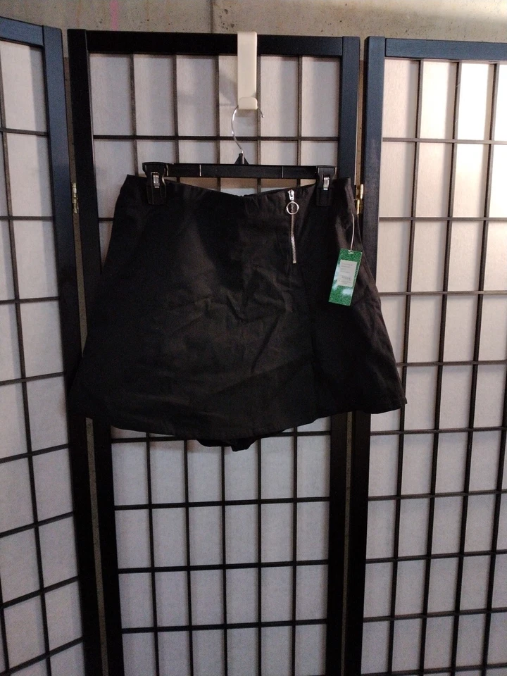 GREEN GODDESS JUNIORS TEJIDO NEGRO SKORT TALLA 11 NUEVO CON ETIQUETAS Foto 1 de 1