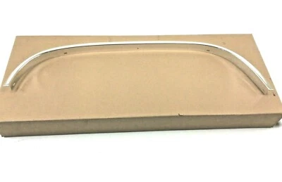 Chevrolet C1500 Suburban Tahoe Front Left Driver Wheel Open Molding chrome OEM - Image 1 of 4