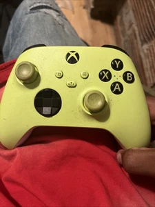 Microsoft Xbox Elite Series 1 Controller - Picture 1 of 2