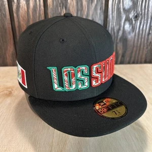 Cappello Berretto Los Suns Phoenix Suns NBA Mexican Heritage Nuova Era 7 3/8 59Fifty Flag - Foto 1 di 16