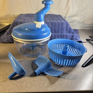 Tupperware Quick Chef Pro System Manual Food Processor, Chop, Mix, Whisk - Picture 1 of 6