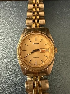 Pulsar V248-0020 Gold Silver Two Tone Stainless Steel Quartz Women's Watch - Picture 1 of 4