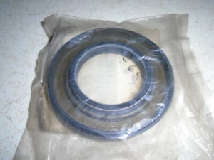 John Deere Snowmobile Oil Seal Kawasaki Invader 440 TC440A Liquifire 42x72x10 - Picture 1 of 2