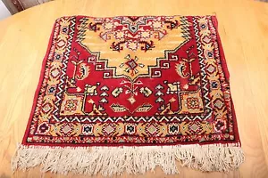 Baktiari Wool Tapestry Wall Hanging 27"x24" - Picture 1 of 1