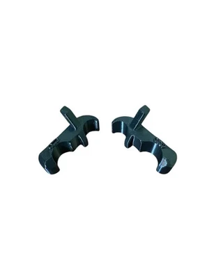 Cappelliera Audi Q3 - Perni bloccaggio per riparazione pannelli rotti 8U0863880L - Immagine 1 di 4