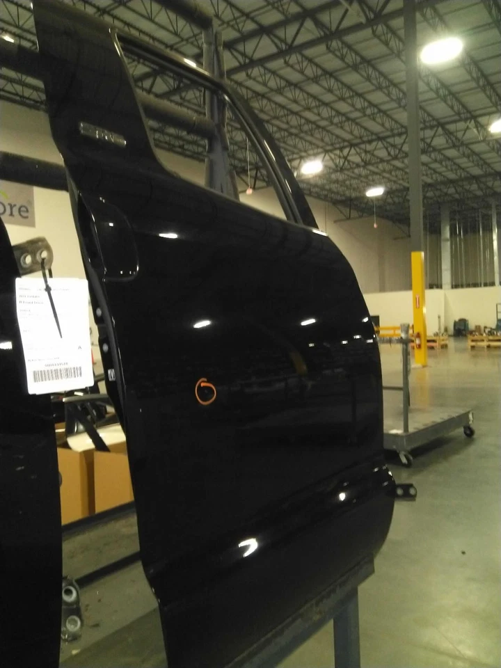 Conjunto de puerta trasera derecha usado lado trasero se adapta a: Toyota Tundra 2014 cabina extendida 4 Foto 1 de 4