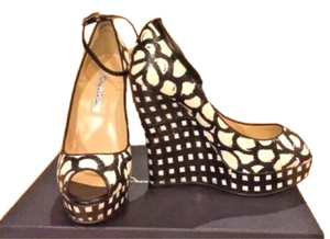 NEW Oscar De La Renta Snake Skin Black & White Wedges Size 38 7.5 Retail $1175 - Picture 1 of 6