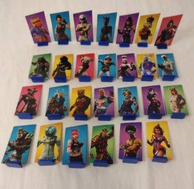 Monopoly Fortnite 27 figuras con soportes piezas de repuesto 2018  Foto 1 de 2