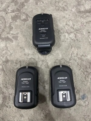 AODELAN Wireless Flash Trigger Transmitter and Receiver Set - Image 1 of 4
