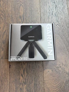 *New* Garmin Approach R10 Portable Golf Launch Monitor Simulator - Picture 1 of 6