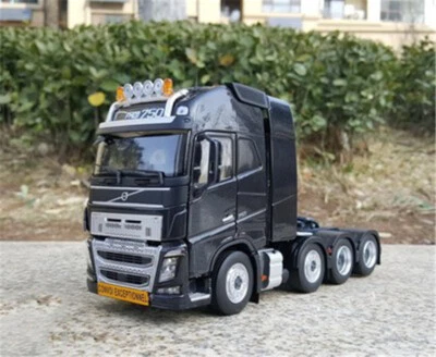 Marge Models FOR Volvo FH16 8x4 tractor black tractor flatbed truck 1/32 Model - Image 1 of 4