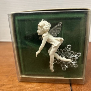Vintage Hallmark Ornament Cherub Angel "Ice Fairy" 1981 - Picture 1 of 9