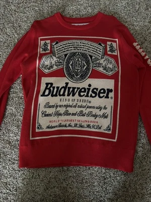 Suéter de manga larga Budweiser King Of Beers rojo de vacaciones con cuello redondo talla MD para hombre Foto 1 de 4