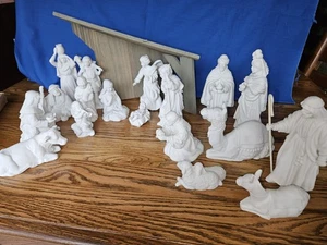 Vintage Avon Nativity Collectibles White Set 18 pcs 7" Org. Boxes Standing Angel - Bild 1 von 9