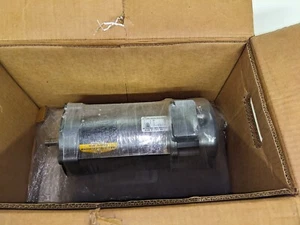 BALDOR CDP3443 56C Frame TEFC DC Motor, 0.75 hp, 2500 RPM, 3420P (ZF) - Picture 1 of 7