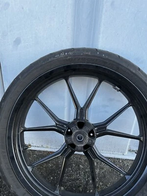 Radsatz KTM Duke 125 BJ 2011 - Bild 1 von 4