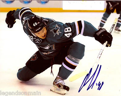 Tomas Hertl San Jose Sharks Signed 8x10 Photo LOM COA (PH2444) - Image 1 of 2