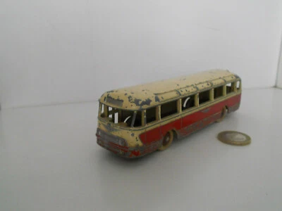 DINKY TOYS AUTOCAR CHAUSSON MADE IN FRANCE N°29F 522521 - Immagine 1 di 4