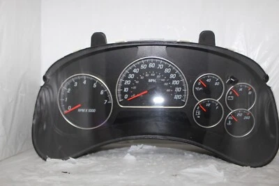 Painel de instrumentos velocímetro 02 03 04 Envoy/XUV/XL RECONSTRUÍDO 269.052 milhas - Imagem 1 de 4
