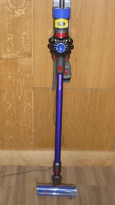 Dyson V7 Animal cordless stick vacuum cleaner, New battery, 90 day wty (84) - Image 1 of 4