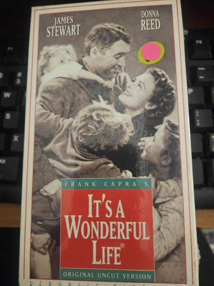 It's a Wonderful Life (VHS, 1993, Uncut Version) Brand New Sealed! - Image 1 of 2