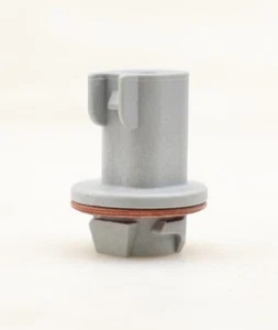 NEW OEM Mazda License Plate Lamp Bulb Socket GS3L515E2 Mazda 6 2009-2013 - Picture 1 of 4