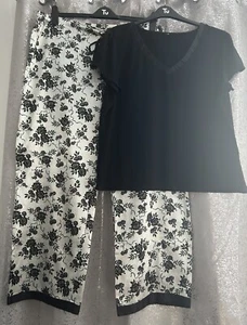 Black & Ivory Silky Pyjamas Size 22 - Picture 1 of 3