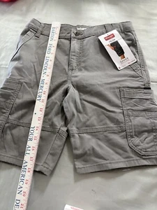 Wrangler Boys Sz 14 Shorts Gamer Pocket NWT E-14 - Picture 1 of 6