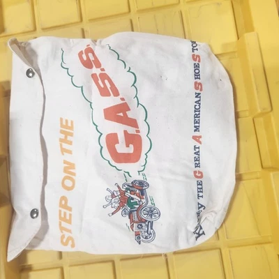 Mochila de Colección Kinney The Great American Shoe Store Step On The G.A.S.S A50 Foto 1 de 2