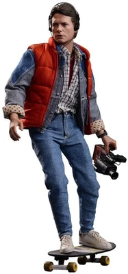 Figura pintada de Marty McFly obra maestra de la película Regreso al futuro escala 1/6 Foto 1 de 4