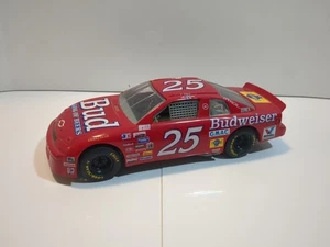 1:24 Ken Schrader 1996 #25 Hendricks Motorsports Racing Champions Diecast - Picture 1 of 8